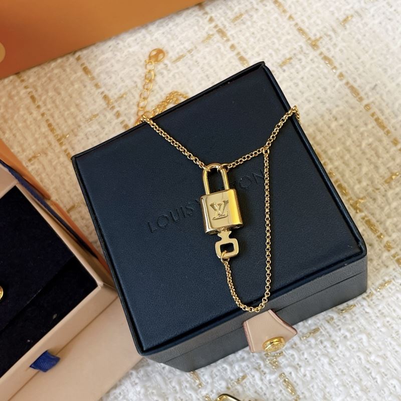 Louis Vuitton Necklaces